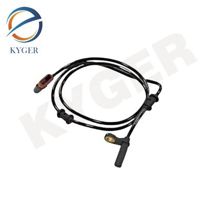 acheter 2035401417 Système électrique automobile Sensor de vitesse ABS avant droit et gauche Pour Mercedes Benz W166ABS Sensor de vitesse des roues 203 540 14 17 fabrication en ligne