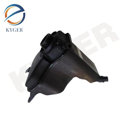 acheter 17137640514 Réservoir d'expansion du liquide de refroidissement du moteur de pièces automobiles 1713 7640 514 1713 7607 482 1713 7543 026 Pour BMW E81 E90 E91 E92 E93 E88 fabrication en ligne