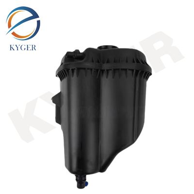 acheter 1713 8621 092 Réservoir de refroidissement du moteur de voiture en plastique réservoir d'expansion 17138621092 Pour BMW X5 X6 E70 E71 E72 fabrication en ligne