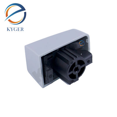Cap d'écrou de la poignée de porte intérieure LR139327 pour Land Rover New Defender 110