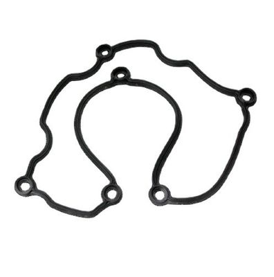 La tête de cylindre et le couvercle de la soupape