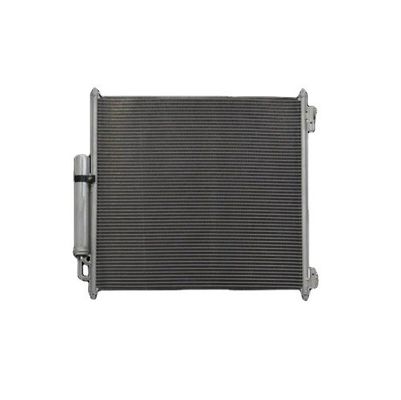 Le condensateur A/C LR181385 LR035791 LR094588 LR110621 LR133116 LR137975 Pour une Land Rover Range Rover Range Rover Sport