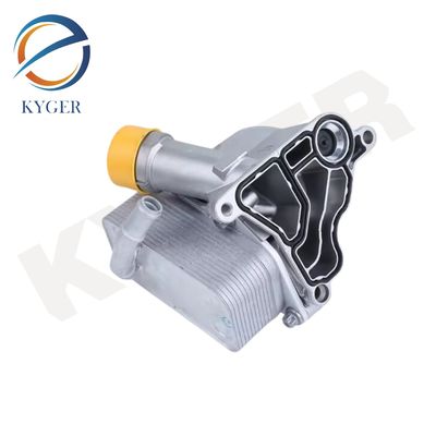 1142 8642 289 Pièces détachées pour automobiles Assemblage de refroidisseur d'huile moteur 11428642289 Filtreur d'huile moteur Pour BMW E87 E90 E60 X1 X3 X5