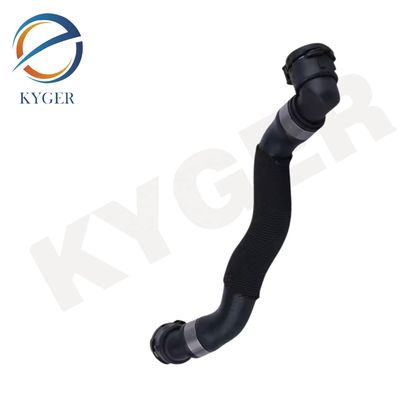 Pièces automobiles Pipe de tuyau de refroidissement du radiateur 17127592651 Connecteur de tuyau de refroidissement du moteur Flange pour BMW F18 1712 7592 651