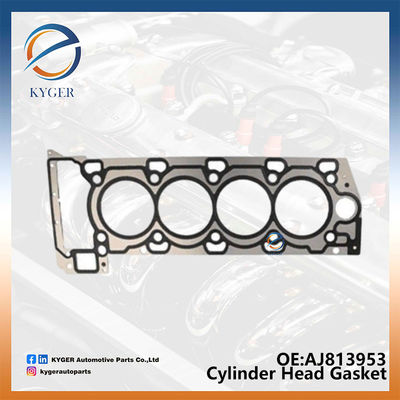 Le moteur est équipé d'un moteur à cylindres de type Land Rover.